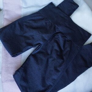 Black/ Dark Grey Scrunch Leggings